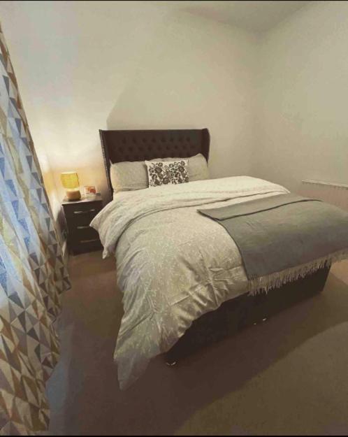 Two Bedroom Apartment In Лондон Екстер'єр фото